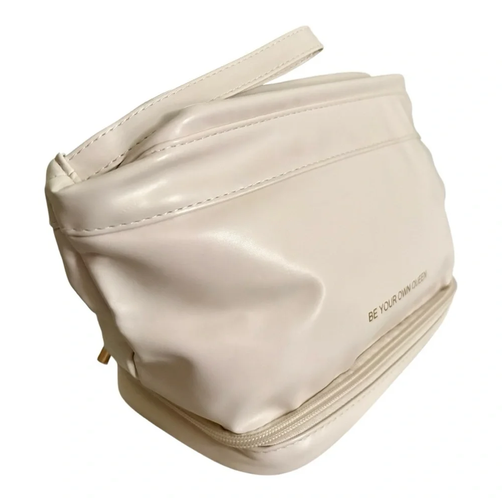 Amazon Essentials Cream Cosmetic Bag